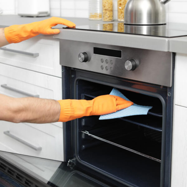 Nettoyage des fours – Assurez des performances optimales 3 importance-nettoyage-grilles